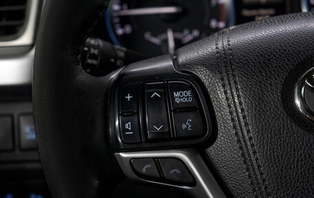 Toyota Highlander III, 2016 год, 3 399 999 рублей, 25 фотография