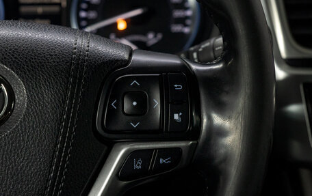 Toyota Highlander III, 2016 год, 3 399 999 рублей, 26 фотография