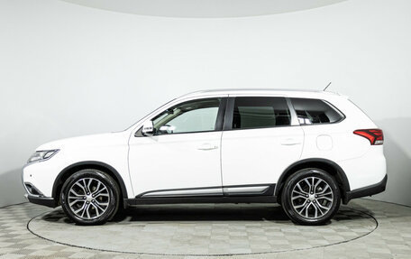 Mitsubishi Outlander III рестайлинг 3, 2015 год, 1 599 585 рублей, 8 фотография