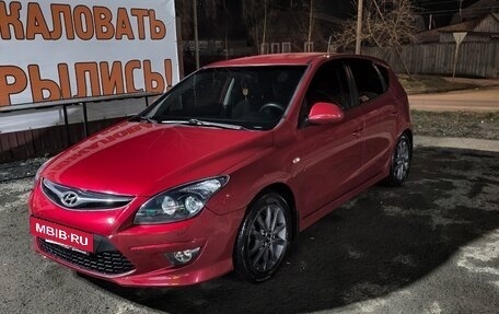 Hyundai i30 I, 2011 год, 900 000 рублей, 3 фотография