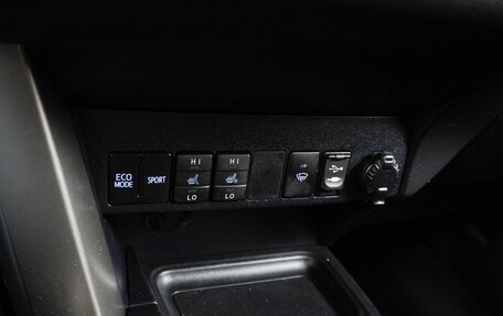 Toyota RAV4, 2014 год, 1 799 000 рублей, 20 фотография