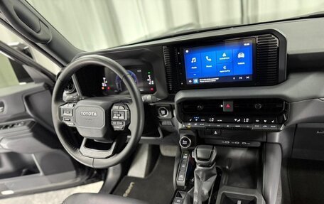 Toyota Land Cruiser Prado, 2025 год, 7 990 000 рублей, 10 фотография