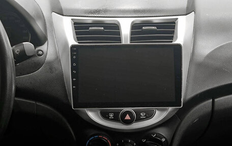 Hyundai Solaris II рестайлинг, 2014 год, 680 000 рублей, 19 фотография