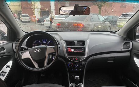 Hyundai Solaris II рестайлинг, 2014 год, 640 000 рублей, 1 фотография