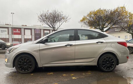 Hyundai Solaris II рестайлинг, 2014 год, 640 000 рублей, 4 фотография