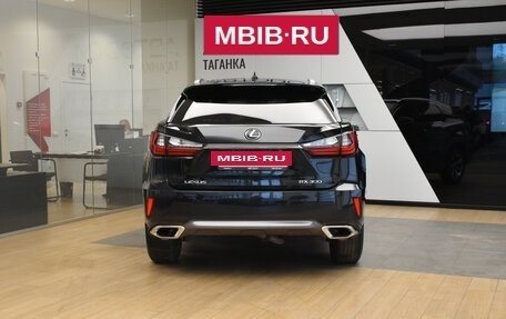 Lexus RX IV рестайлинг, 2018 год, 3 975 000 рублей, 6 фотография