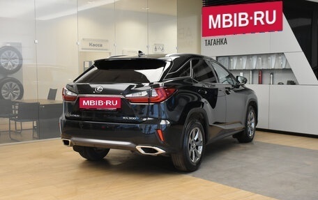 Lexus RX IV рестайлинг, 2018 год, 3 975 000 рублей, 7 фотография