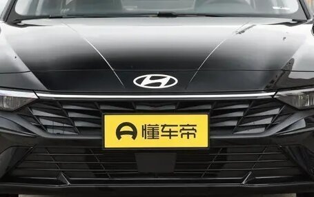 Hyundai Elantra, 2025 год, 2 200 000 рублей, 9 фотография