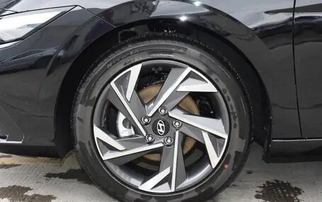 Hyundai Elantra, 2025 год, 2 200 000 рублей, 10 фотография