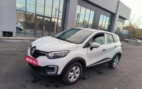 Renault Kaptur I рестайлинг, 2018 год, 890 000 рублей, 6 фотография