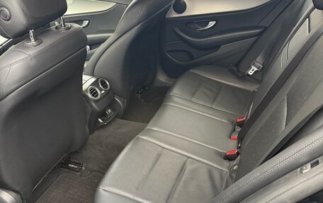 Mercedes-Benz E-Класс, 2018 год, 2 790 000 рублей, 7 фотография