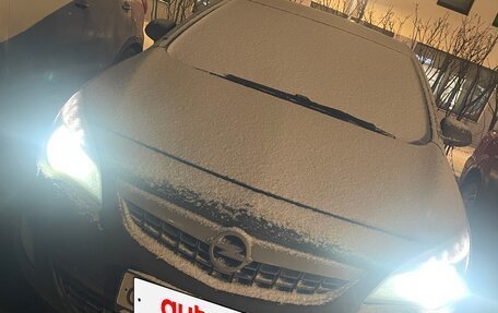 Opel Astra J, 2010 год, 600 000 рублей, 3 фотография