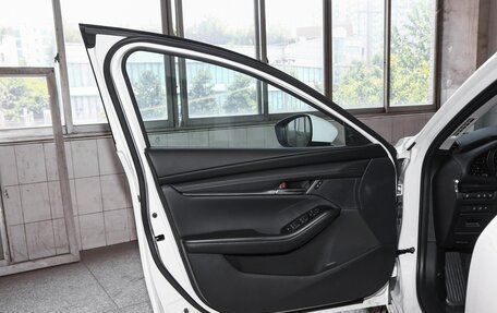 Mazda 3, 2025 год, 2 630 000 рублей, 8 фотография