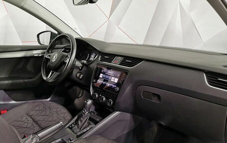 Skoda Octavia, 2018 год, 1 945 000 рублей, 11 фотография