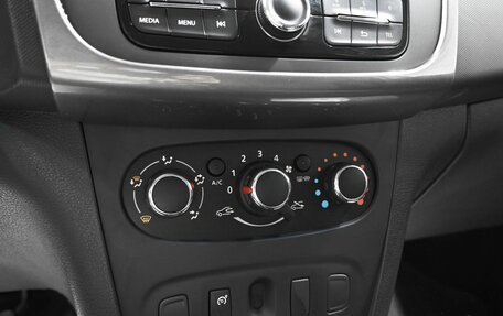 Renault Sandero II рестайлинг, 2019 год, 1 195 000 рублей, 16 фотография