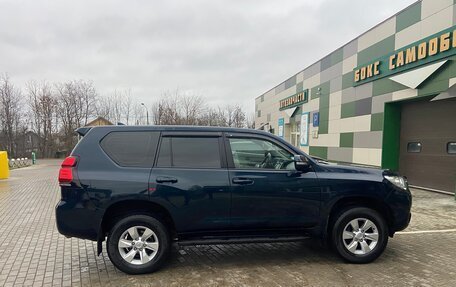 Toyota Land Cruiser Prado 150 рестайлинг 2, 2018 год, 3 800 000 рублей, 3 фотография