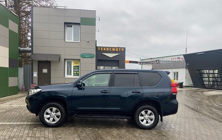 Toyota Land Cruiser Prado 150 рестайлинг 2, 2018 год, 3 800 000 рублей, 5 фотография