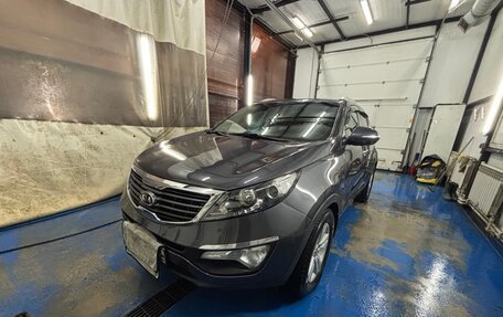 KIA Sportage III, 2010 год, 900 000 рублей, 16 фотография