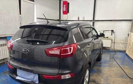 KIA Sportage III, 2010 год, 900 000 рублей, 13 фотография