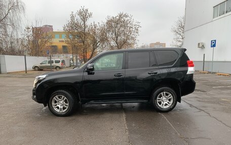 Toyota Land Cruiser Prado 150 рестайлинг 2, 2013 год, 2 750 000 рублей, 2 фотография