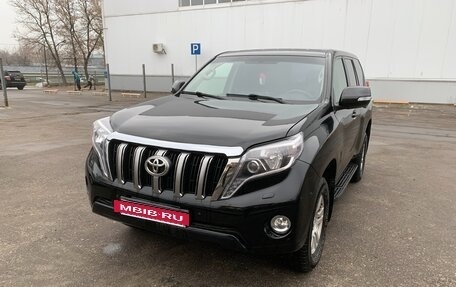 Toyota Land Cruiser Prado 150 рестайлинг 2, 2013 год, 2 750 000 рублей, 7 фотография