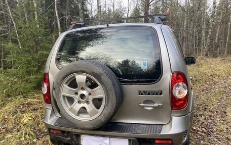 Chevrolet Niva I рестайлинг, 2012 год, 415 000 рублей, 3 фотография