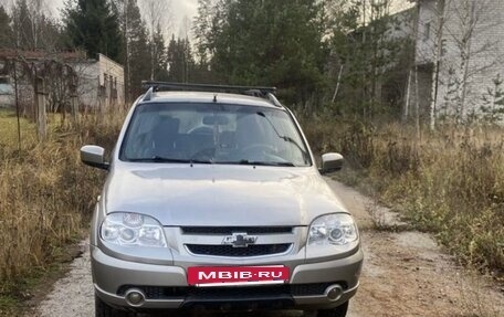 Chevrolet Niva I рестайлинг, 2012 год, 415 000 рублей, 7 фотография