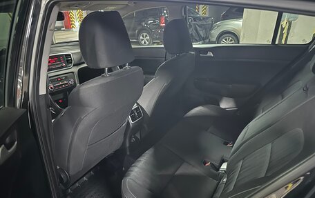 KIA Sportage IV рестайлинг, 2019 год, 1 690 000 рублей, 7 фотография