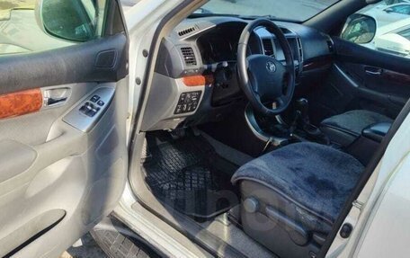 Toyota Land Cruiser Prado 120 рестайлинг, 2003 год, 1 390 000 рублей, 3 фотография