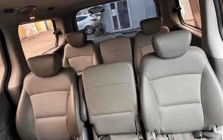 Hyundai Grand Starex Grand Starex I рестайлинг 2, 2010 год, 1 480 000 рублей, 18 фотография