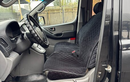 Hyundai Grand Starex Grand Starex I рестайлинг 2, 2010 год, 1 480 000 рублей, 13 фотография