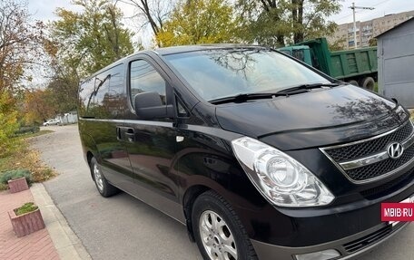 Hyundai Grand Starex Grand Starex I рестайлинг 2, 2010 год, 1 480 000 рублей, 21 фотография