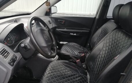 Hyundai Tucson III, 2008 год, 700 000 рублей, 8 фотография