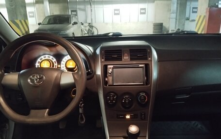 Toyota Corolla, 2011 год, 950 000 рублей, 9 фотография