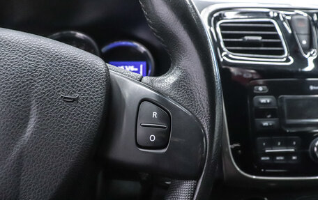 Renault Sandero II рестайлинг, 2018 год, 1 190 000 рублей, 13 фотография