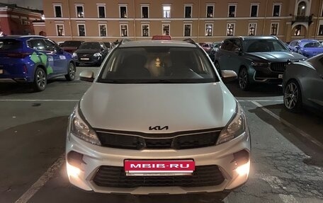 KIA Rio IV, 2021 год, 1 550 000 рублей, 4 фотография