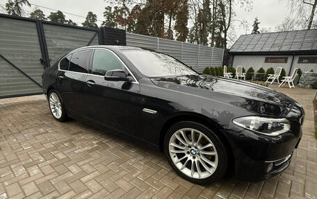 BMW 5 серия, 2016 год, 2 050 000 рублей, 3 фотография