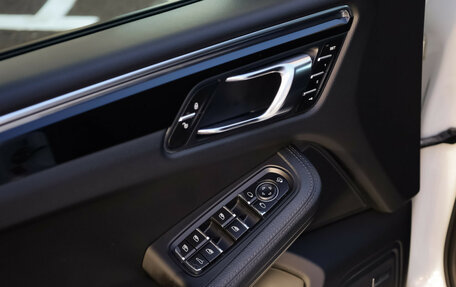 Porsche Macan I рестайлинг, 2015 год, 2 749 000 рублей, 24 фотография