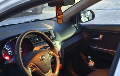 KIA Rio III рестайлинг, 2017 год, 949 000 рублей, 17 фотография