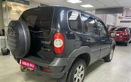 Chevrolet Niva I рестайлинг, 2011 год, 320 000 рублей, 4 фотография