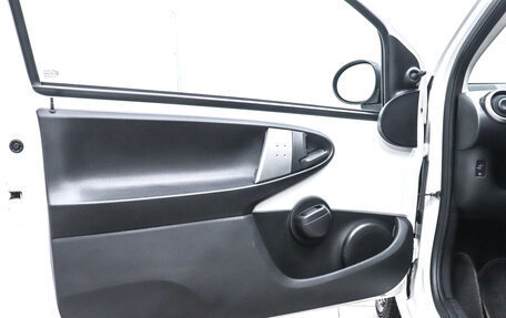 Peugeot 107 I рестайлинг, 2012 год, 650 000 рублей, 7 фотография