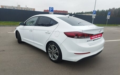 Hyundai Avante, 2018 год, 1 400 000 рублей, 5 фотография