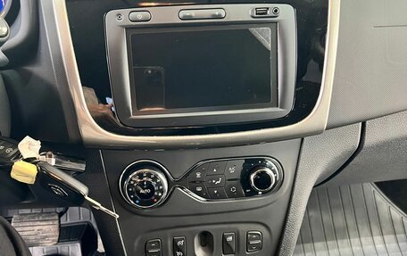 Renault Sandero II рестайлинг, 2018 год, 1 050 000 рублей, 9 фотография