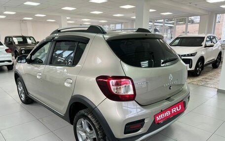 Renault Sandero II рестайлинг, 2018 год, 1 050 000 рублей, 5 фотография