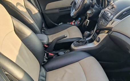 Chevrolet Cruze II, 2013 год, 1 100 000 рублей, 6 фотография