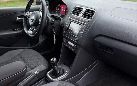 Volkswagen Polo VI (EU Market), 2018 год, 1 130 000 рублей, 16 фотография