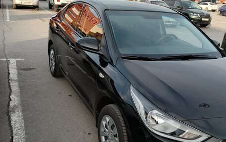 Hyundai Solaris II рестайлинг, 2019 год, 1 235 000 рублей, 3 фотография