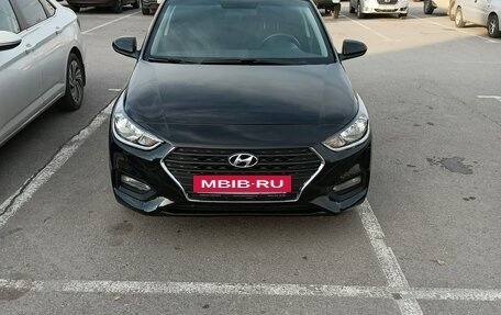 Hyundai Solaris II рестайлинг, 2019 год, 1 235 000 рублей, 2 фотография