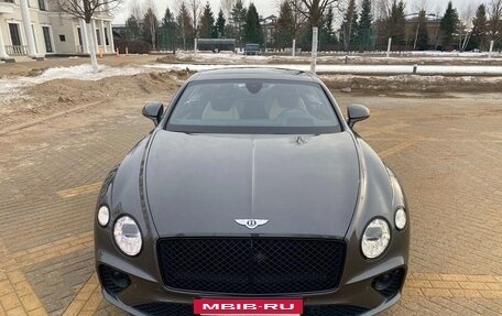 Bentley Continental GT III, 2020 год, 19 000 000 рублей, 2 фотография