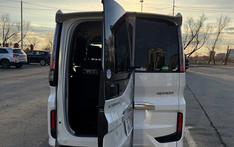 Honda Stepwgn IV, 2019 год, 2 300 000 рублей, 8 фотография